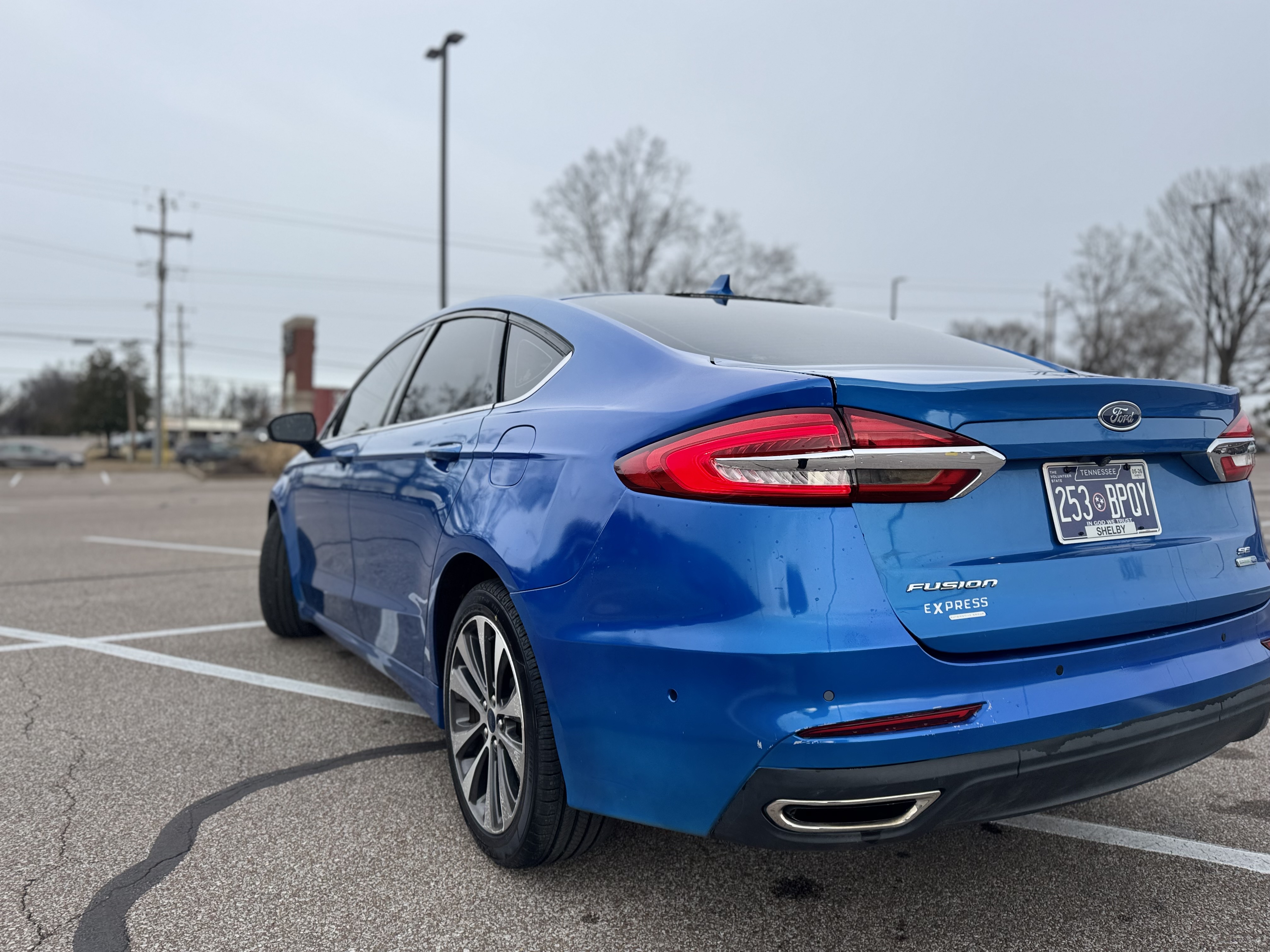 2020 Ford Fusion SE photo 6