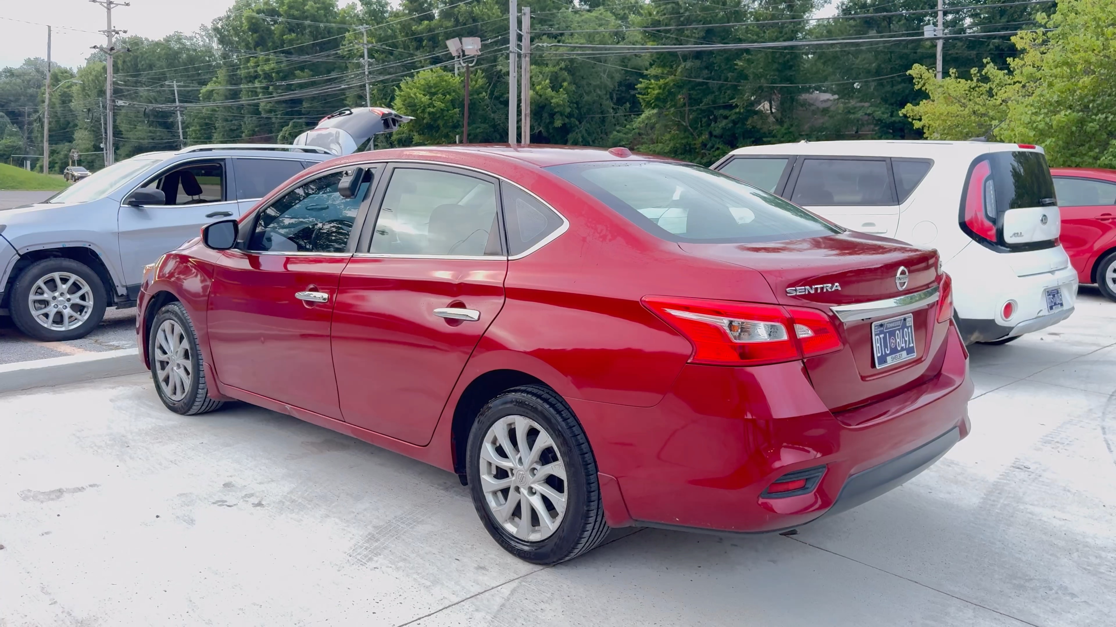 2020 Toyota Corolla LE photo 3