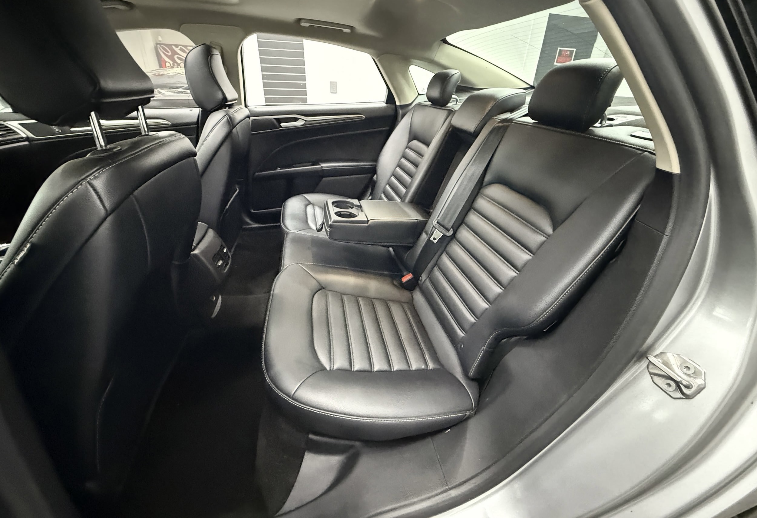 2020 Ford Fusion SEL photo 13