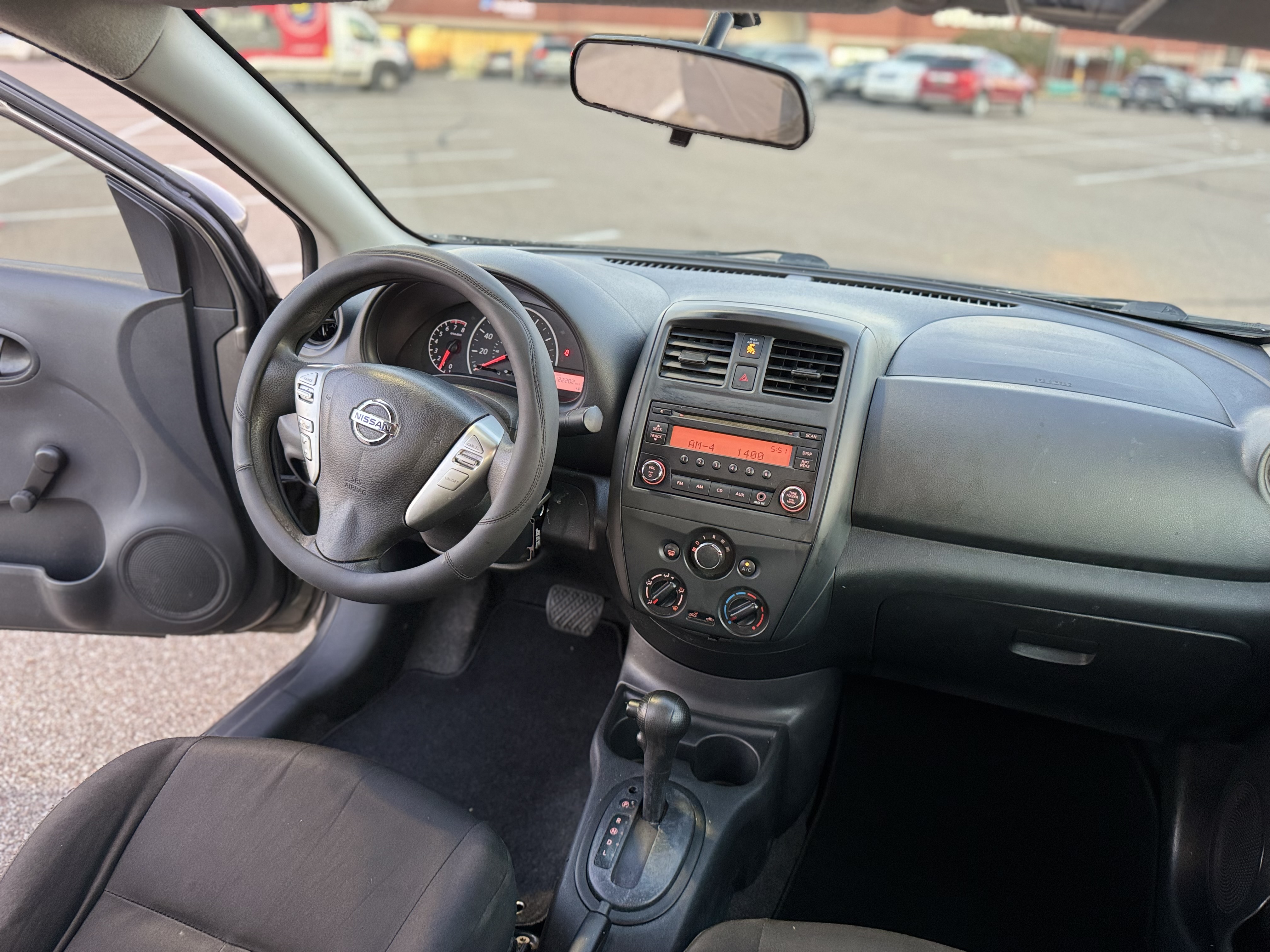 2016 Nissan Versa S Plus photo 15