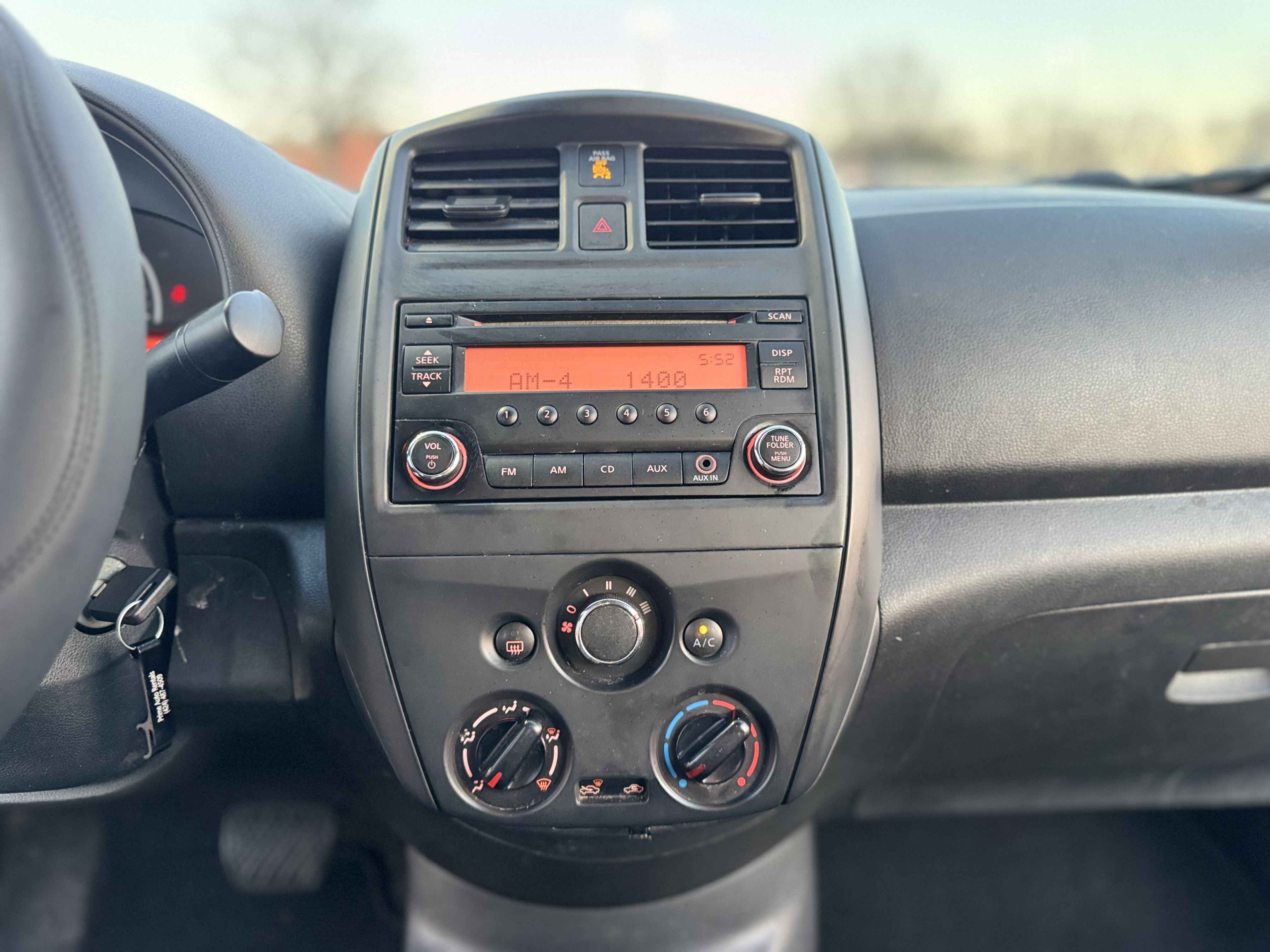 2016 Nissan Versa S Plus photo 17