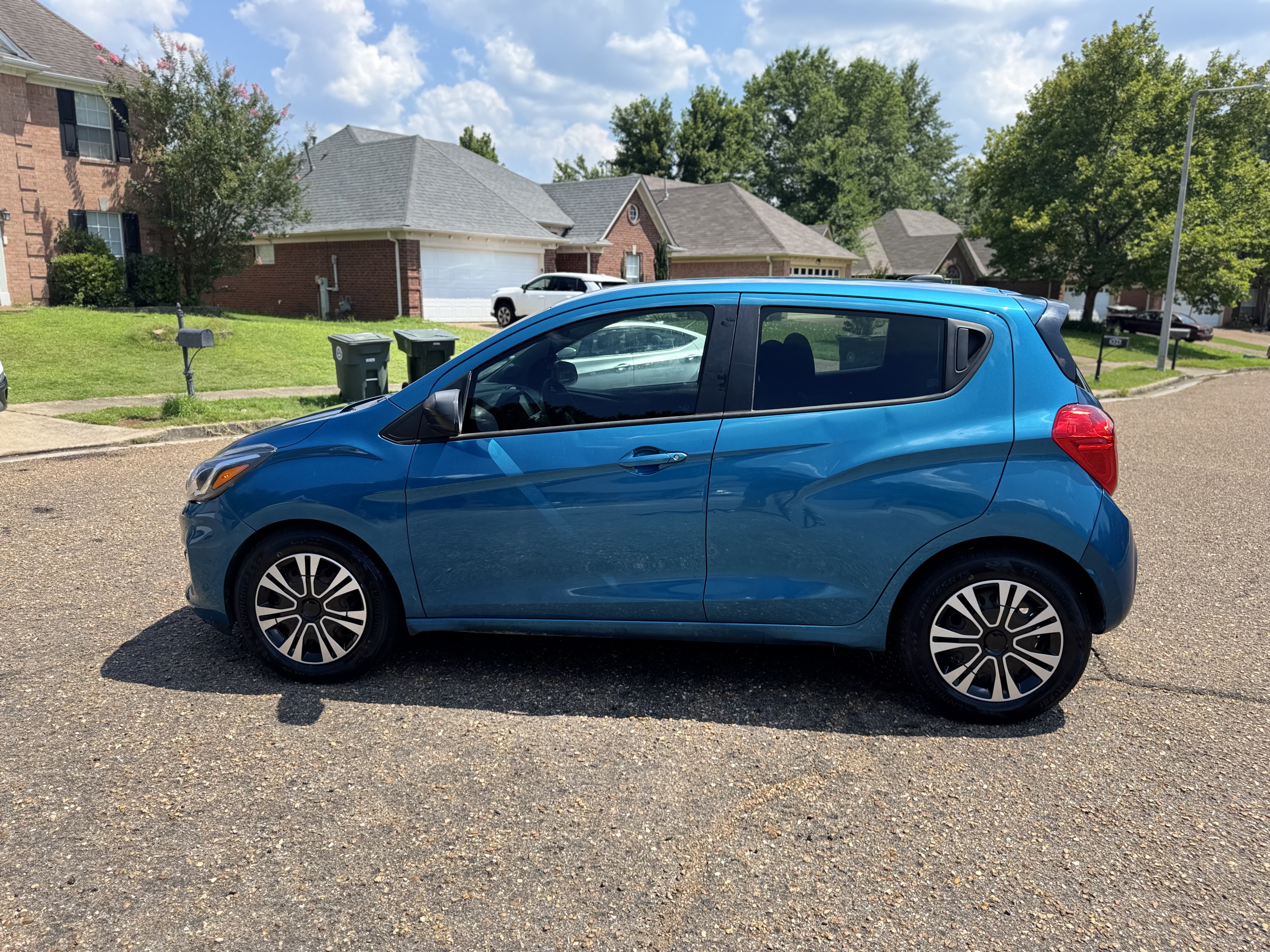 2021 Chevrolet Spark LS photo 15