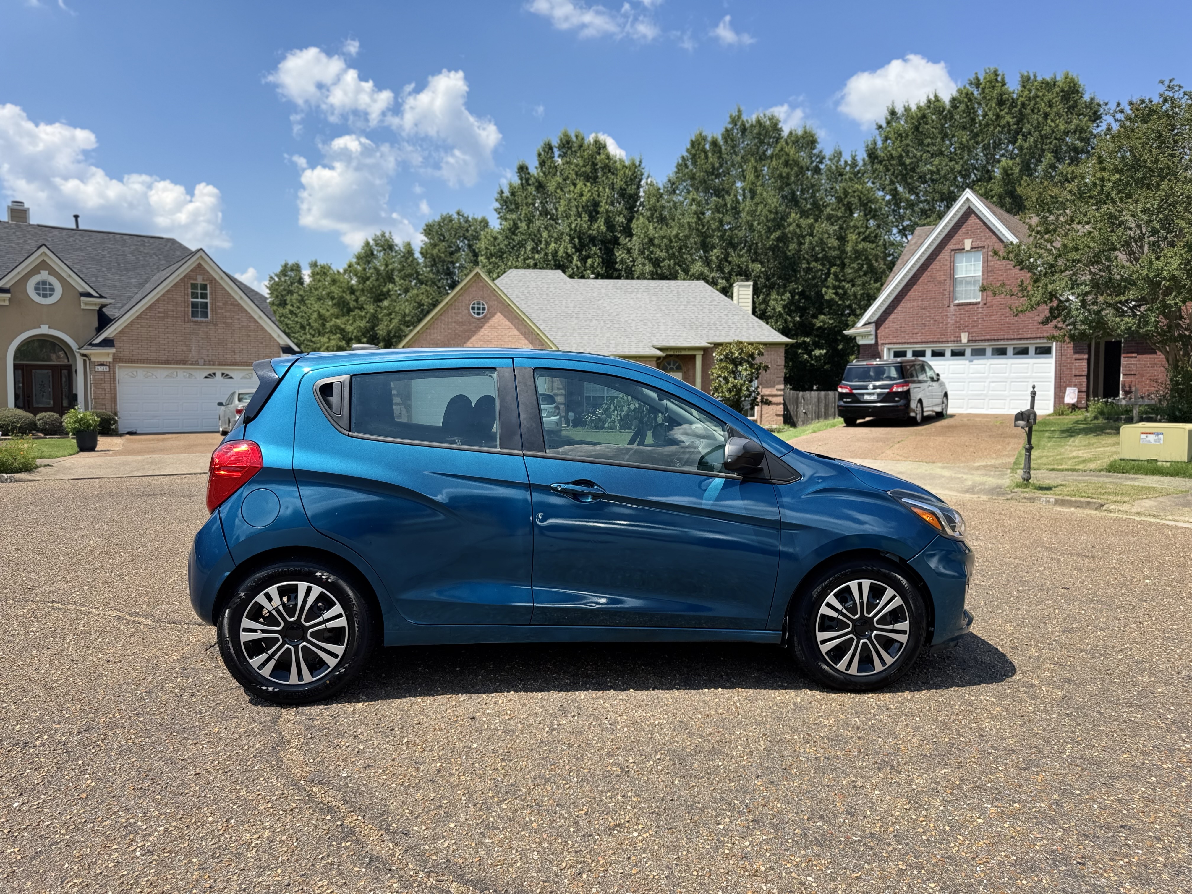 2021 Chevrolet Spark LS photo 11