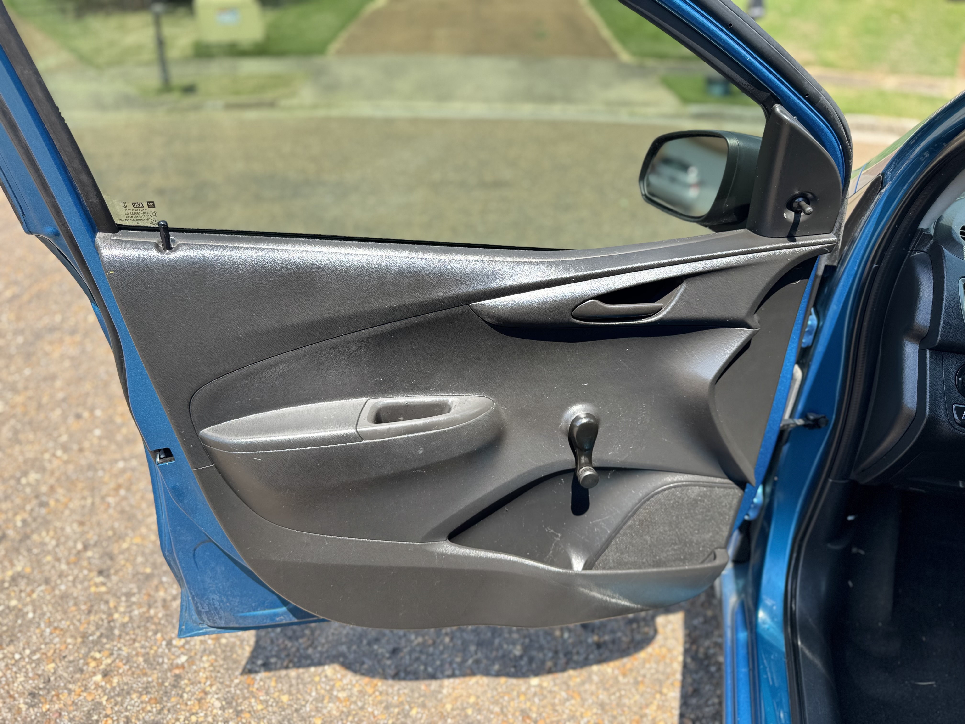 2021 Chevrolet Spark LS photo 2