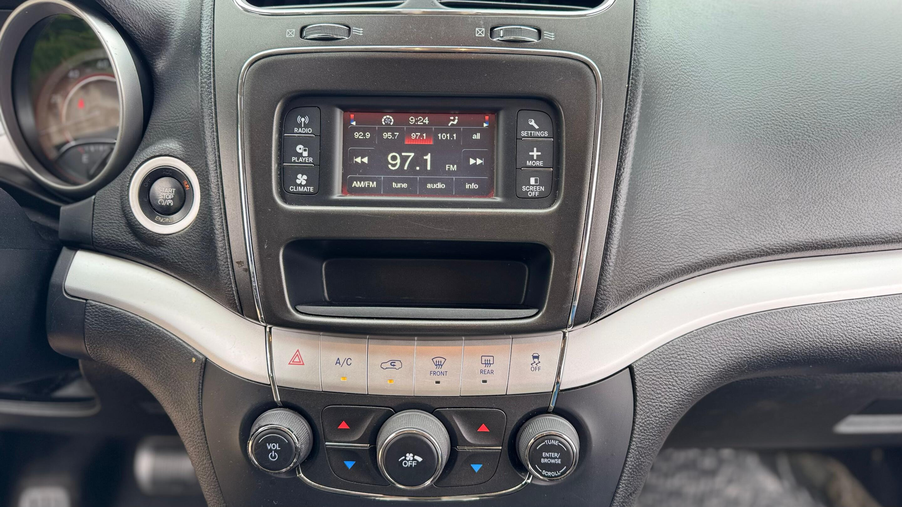 2016 Dodge Journey SE photo 25