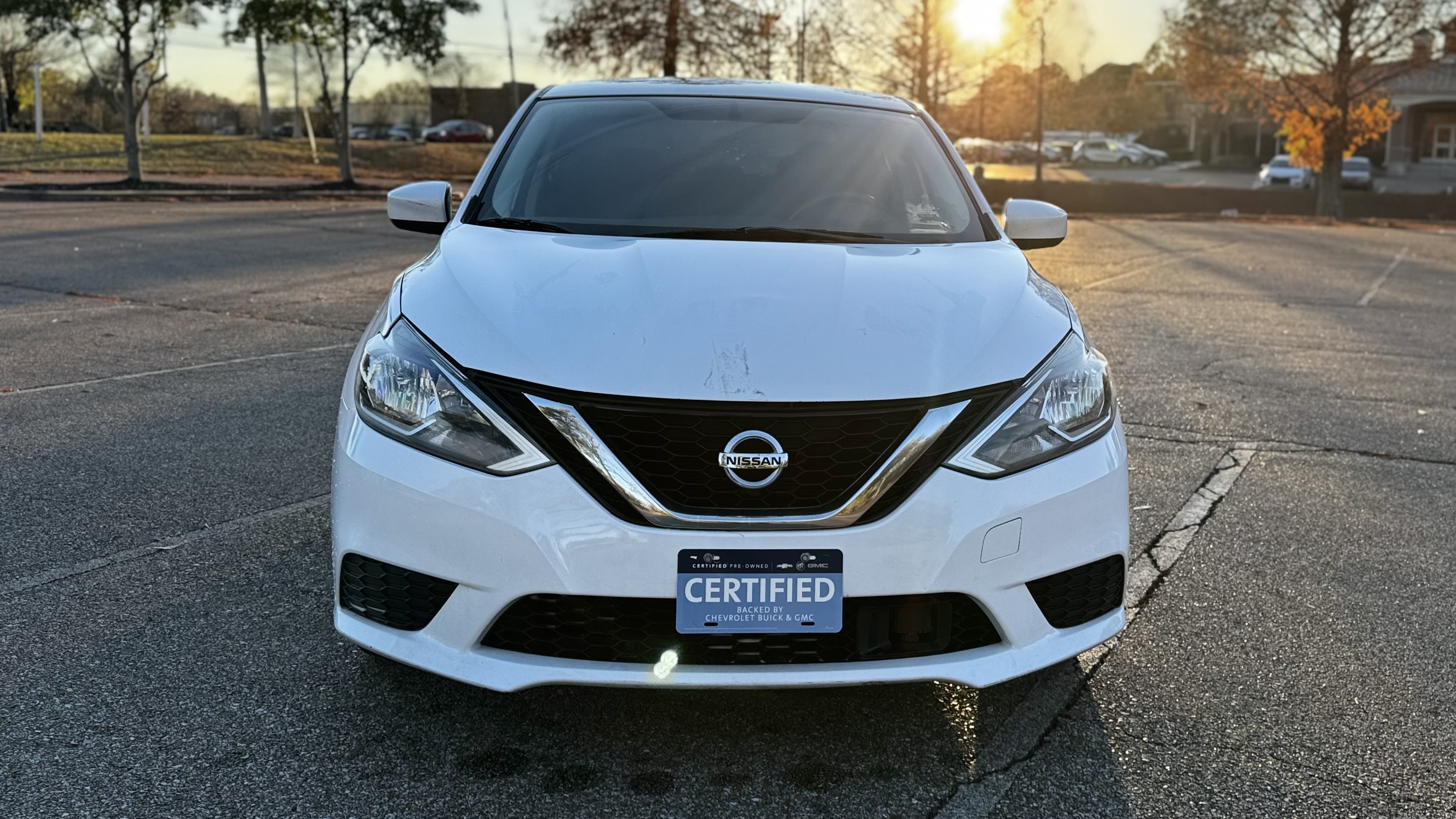 2019 Nissan Sentra SV photo 2