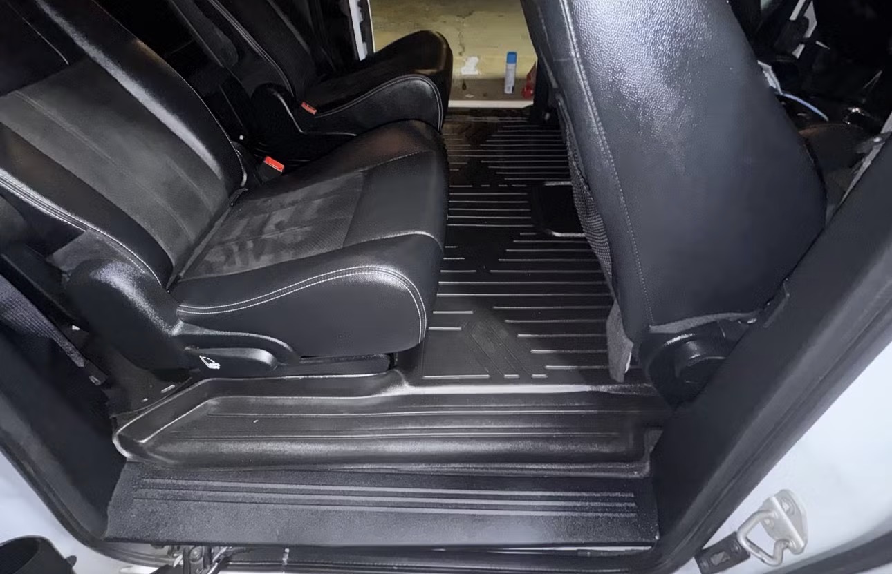 2017 Dodge Grand Caravan SXT photo 16
