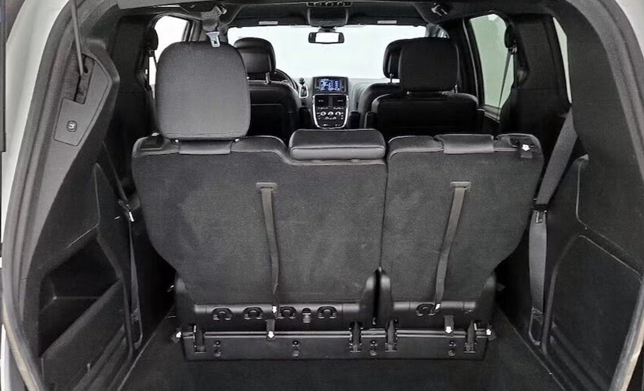 2017 Dodge Grand Caravan SXT photo 19