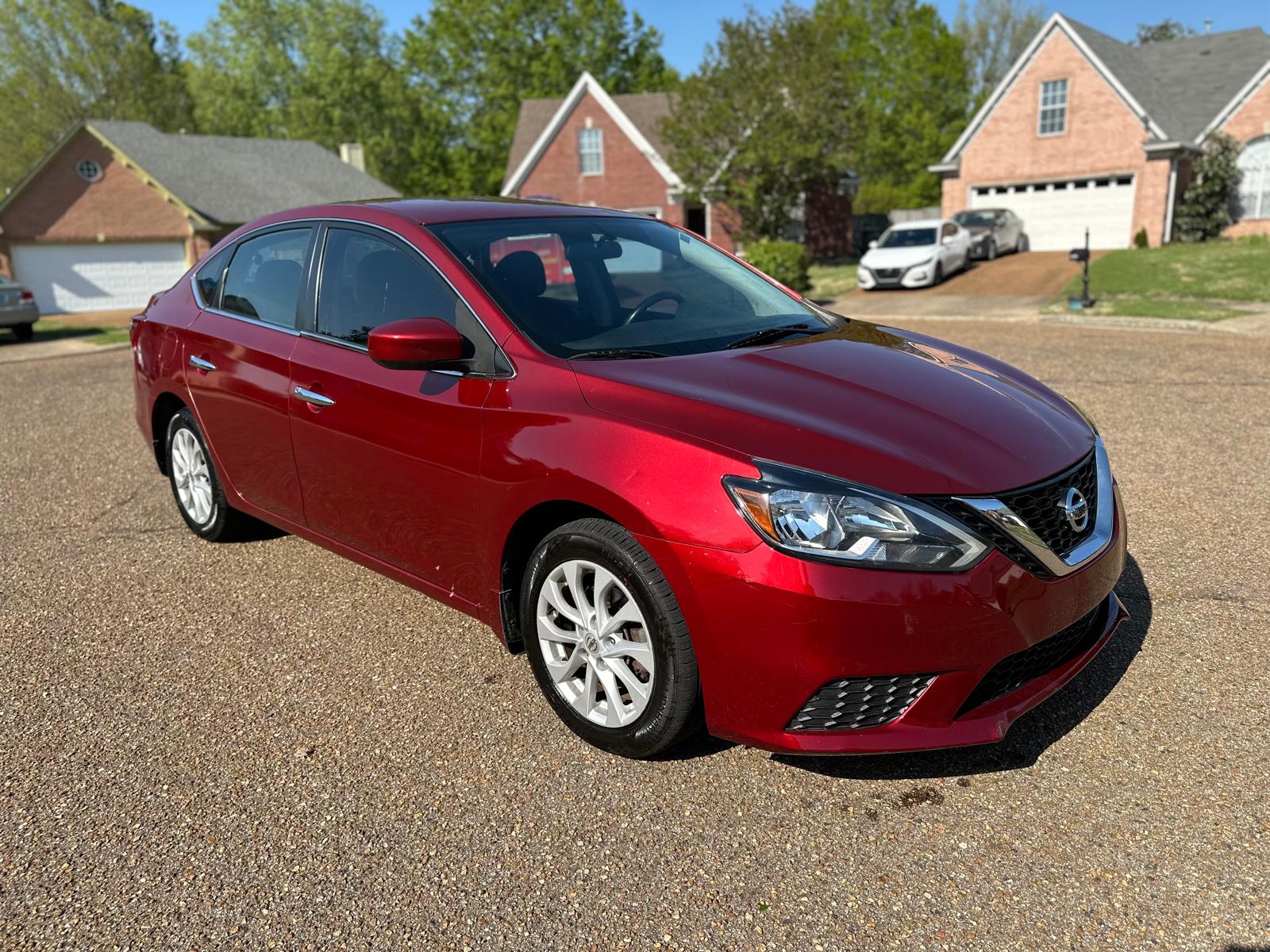 2019 Nissan Sentra SV photo 3