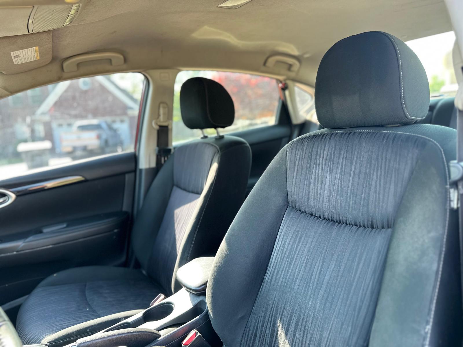 2019 Nissan Sentra SV photo 21