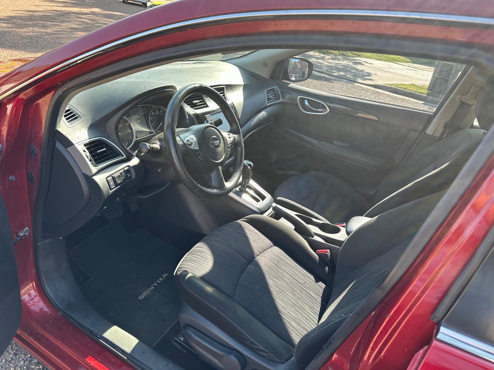 2019 Nissan Sentra SV photo 23