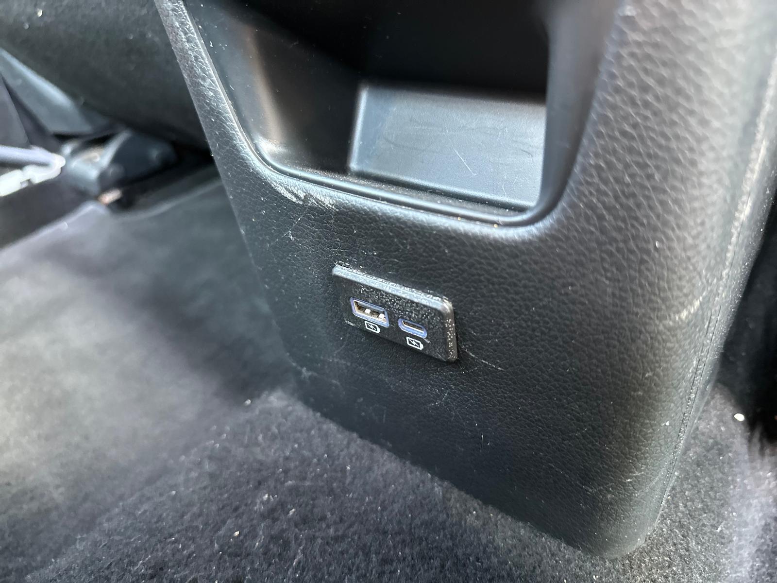2019 Nissan Sentra SV photo 28