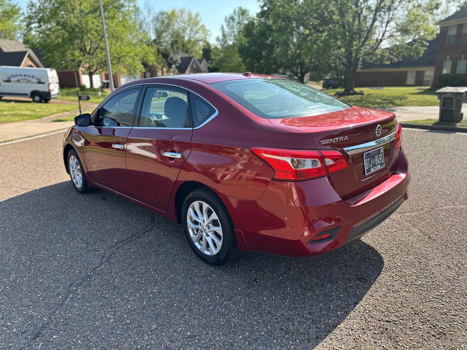 2019 Nissan Sentra SV photo 9