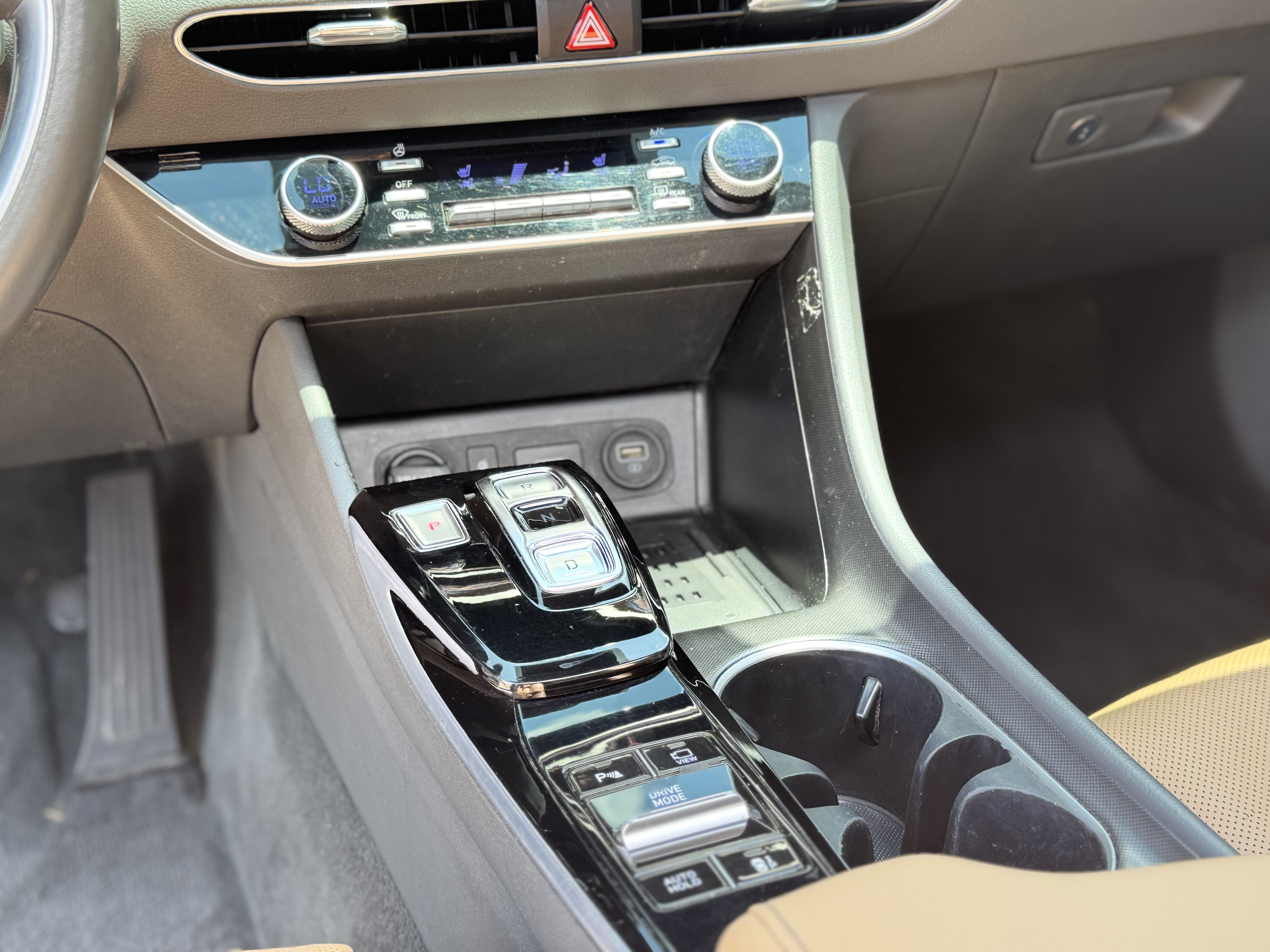 2023 Hyundai Sonata Limited photo 13