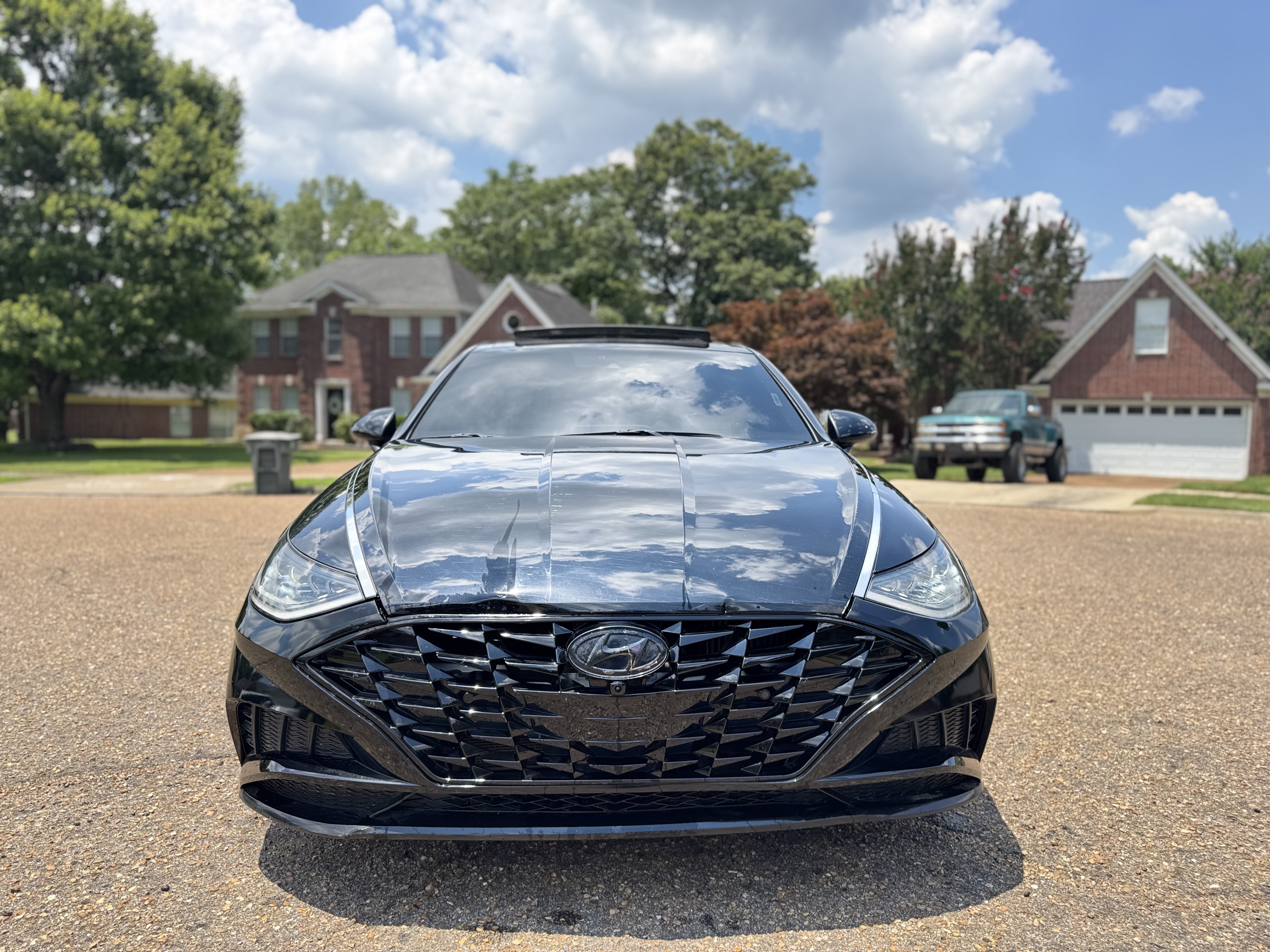 2023 Hyundai Sonata Limited photo 2