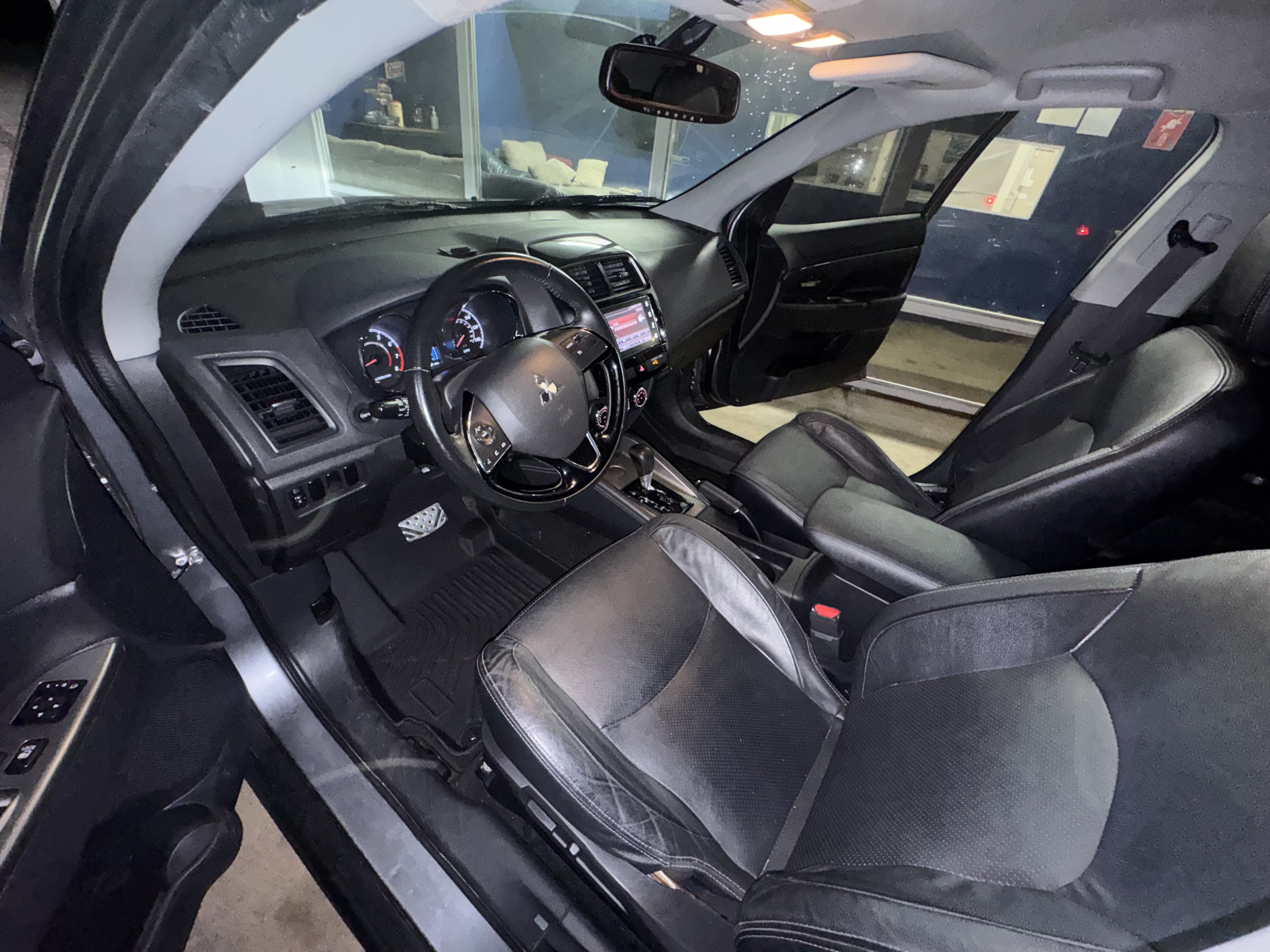 2018 Mitsubishi Outlander Sport SEL 2.4 photo 12