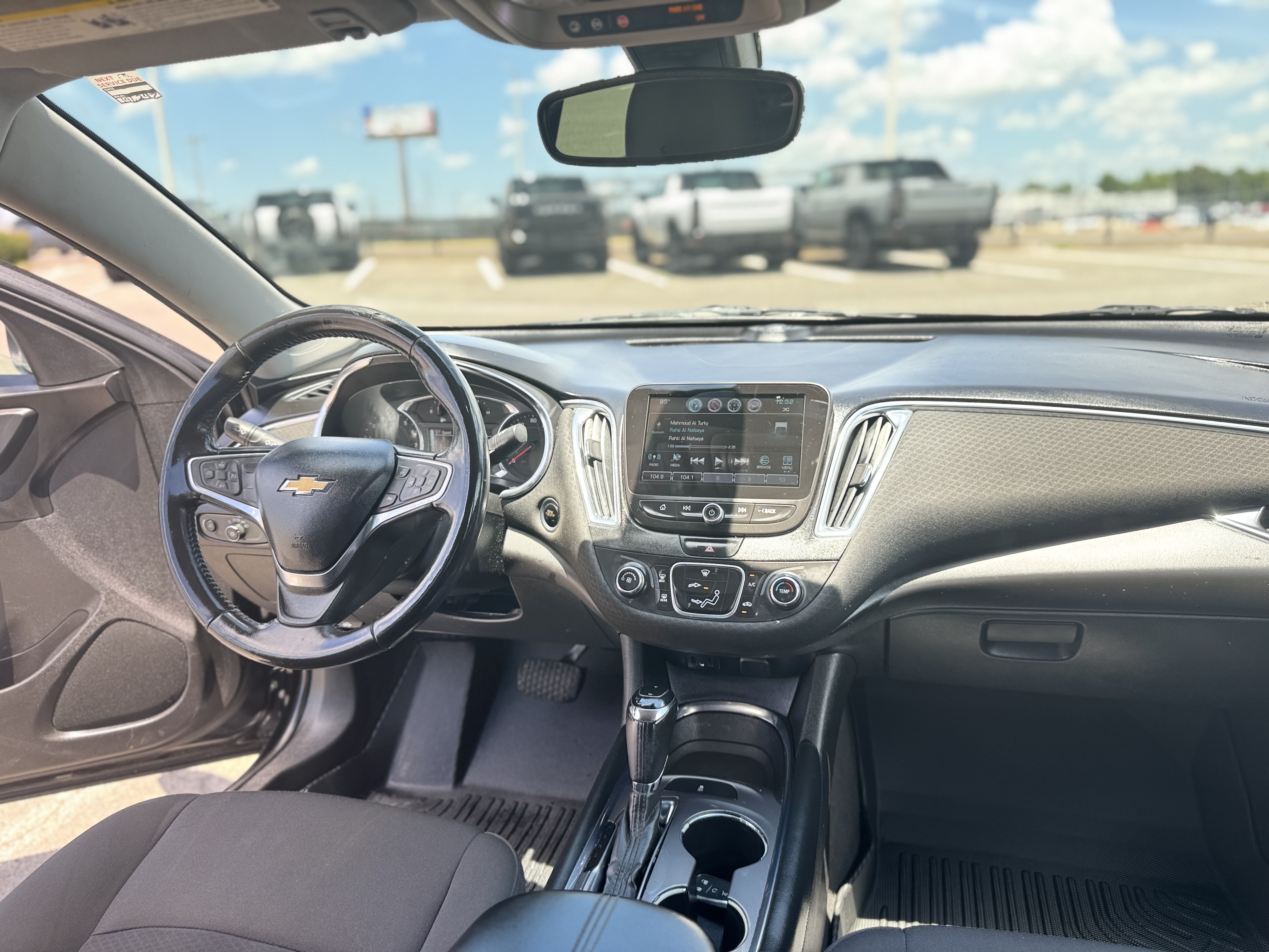 2018 Chevrolet Malibu LT photo 12