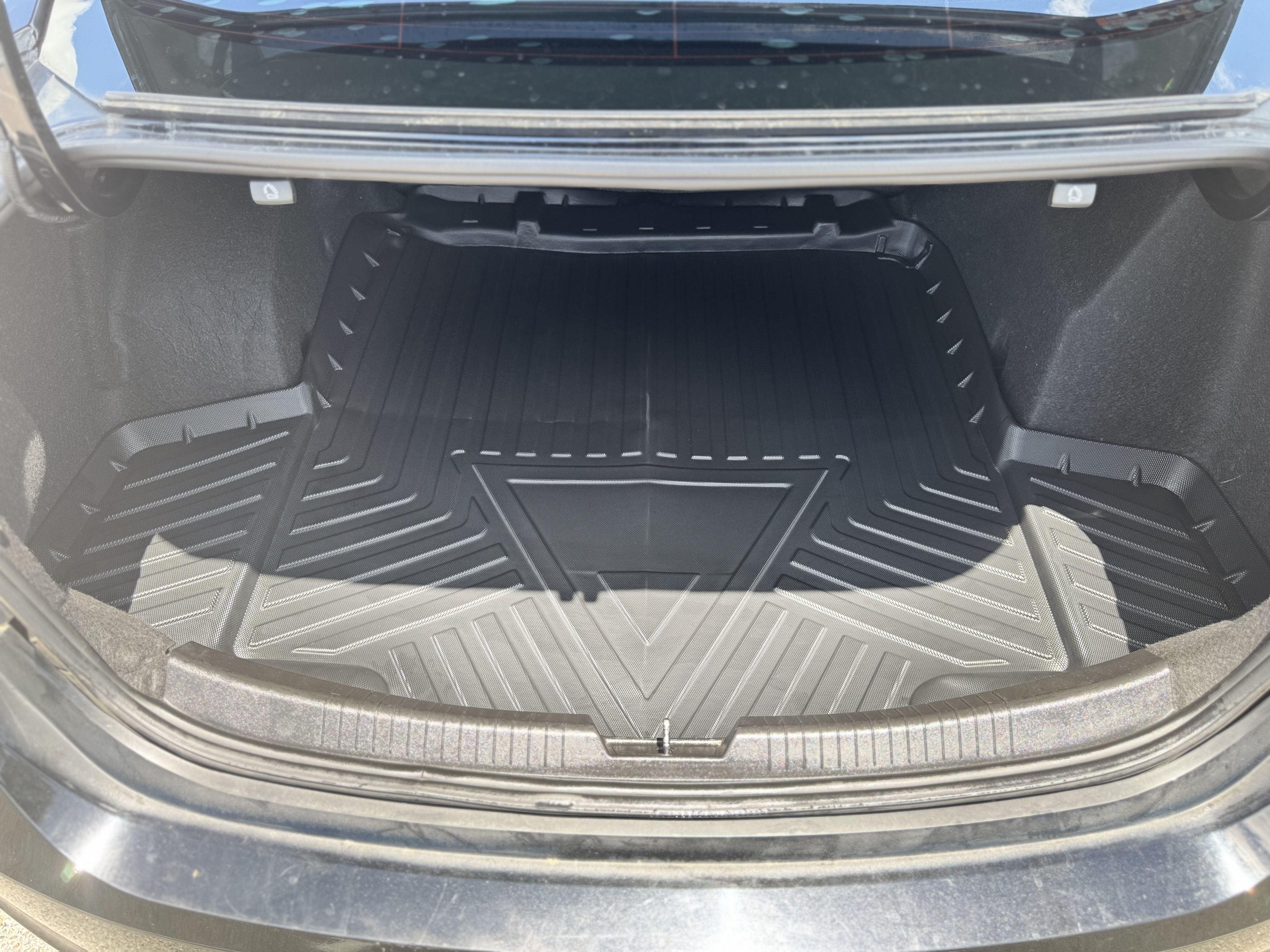 2018 Chevrolet Malibu LT photo 13